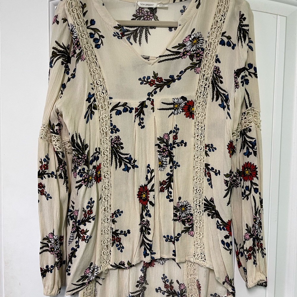 Floral Lace Trim Top - Cream